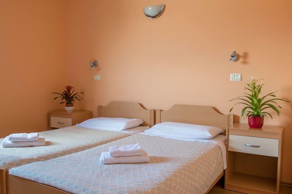 Guest House Danilo-Hisa Primc Ilirska Bistrica Exterior foto